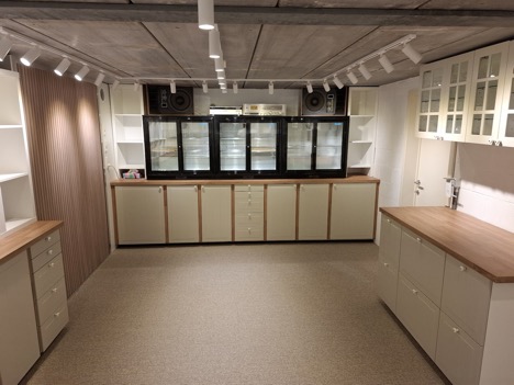 SALLE-DE-DEGUSTATION-VIDE-1